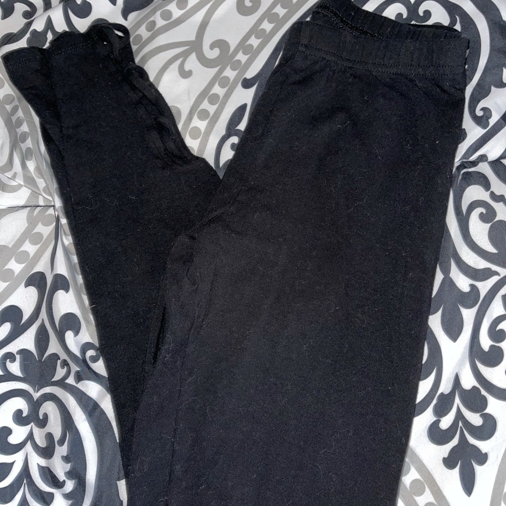 Black leggings